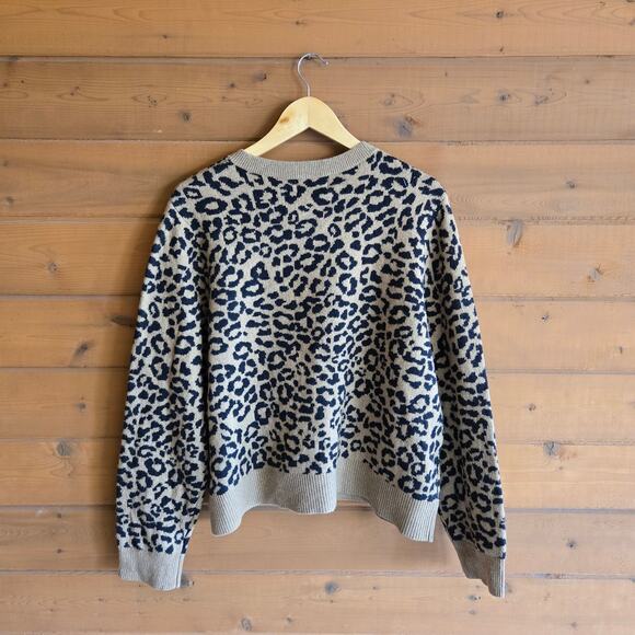 Old Navy SoSoft Cropped Cardigan Sweater Cheetah XXL Button Front Boho Cozy - Picture 3 of 5